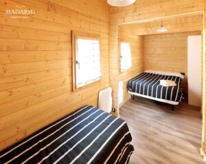 Dormitorio cabaña Pedriña