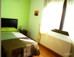 Dormitorio de matrimonio de la Casa del Lago I