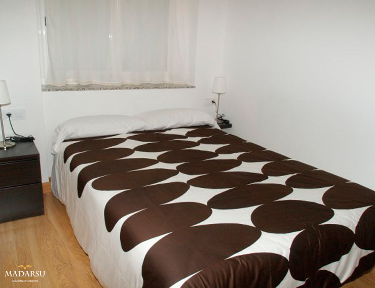 Dormitorio de matrimonio de la Casa del Lago III