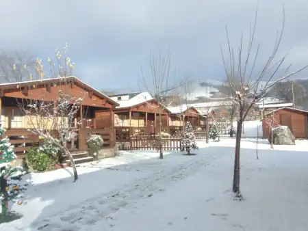 La nieve cubre el Lago de Sanabria